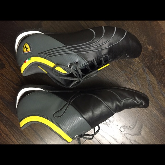 Men's Puma Limited Edition Ferrari Shoes. - Picture 4 of 4