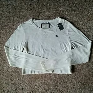 White long sleeve crop top