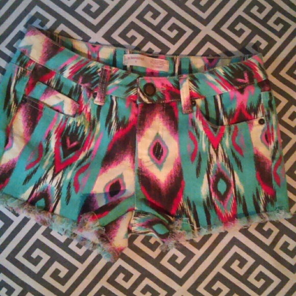 Tribal shorts