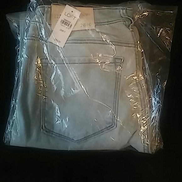 Nwt ann taylor loft jeans size 28