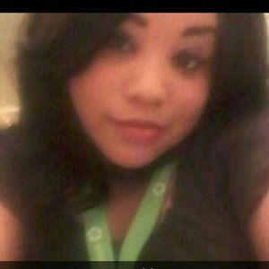 Meet your Posher, Dominica