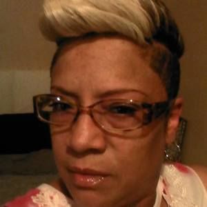 Meet your Posher, Vikki