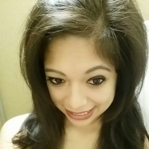 Meet your Posher, Aracely