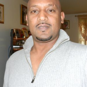 Meet your Posher, Efrem