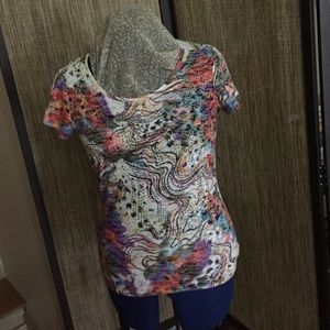 Cute t-shirt with metal stud accents