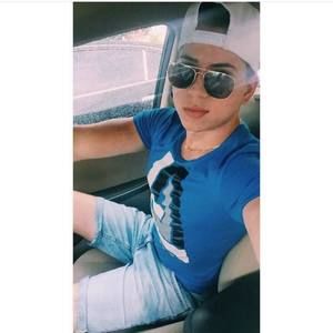 Meet your Posher, Robertico