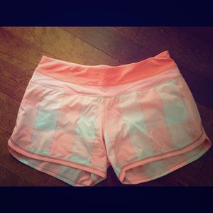 Lululemon run groovy shorts