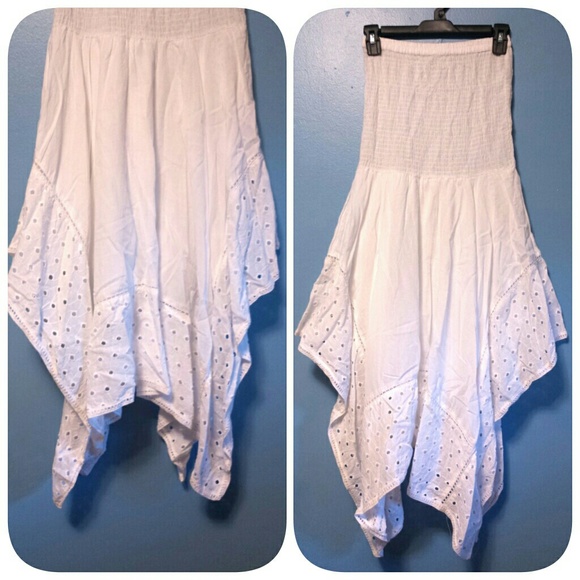 White swimsuit cover dress. - Picture 4 of 4