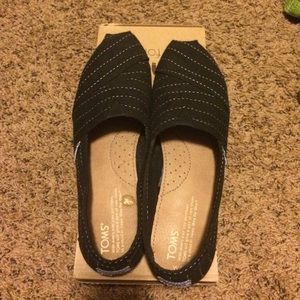Black pin stripe Toms