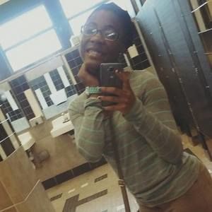 Meet your Posher, Lacy