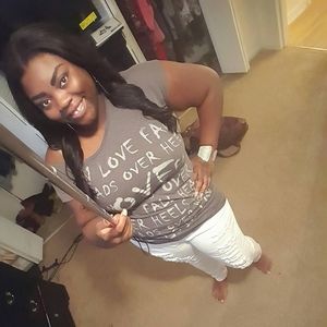 Meet your Posher, Quintina