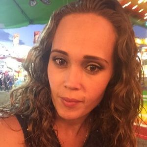 Meet your Posher, Evelyn