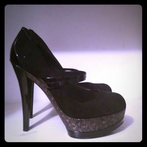 Jessica Simpson heels