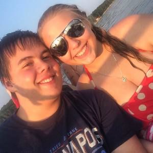 Meet your Posher, Nora