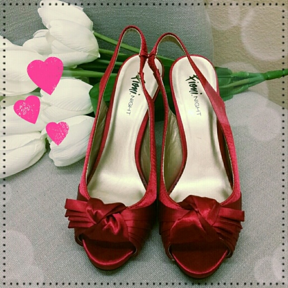 🎀SOLD🎀 Red Heels