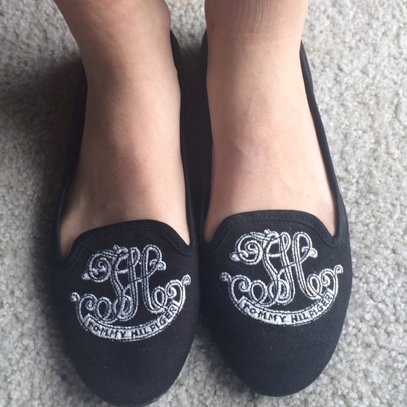 Tommy Hilfiger loafers / flats 7.5