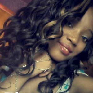 Meet your Posher, Kayla