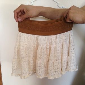 Creme Body Central skirt