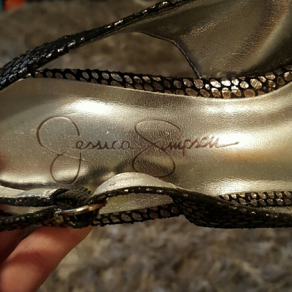 Heals:) - Picture 2 of 2