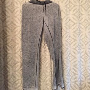 Juicy couture sweatpants gray worn look