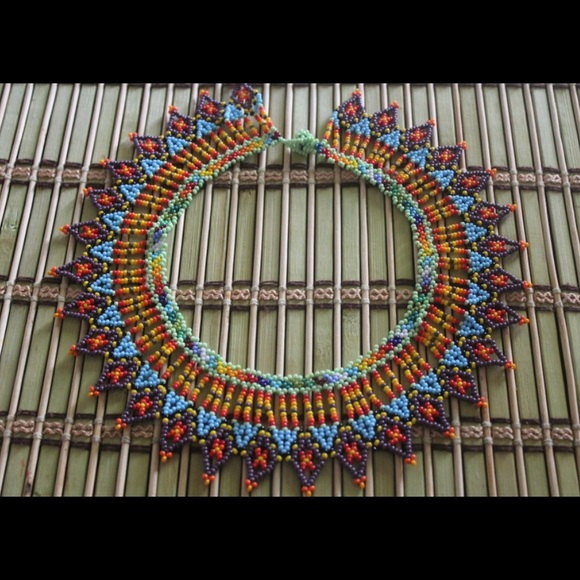 Shakira bead choker