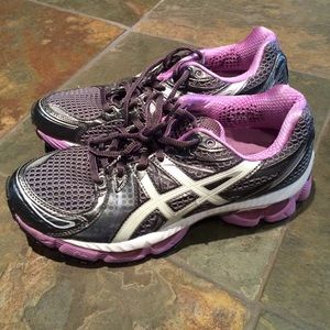 Asics women's size 7.5 running sneakers
