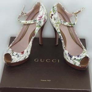 Gorgeous Gucci Floral Stiletto