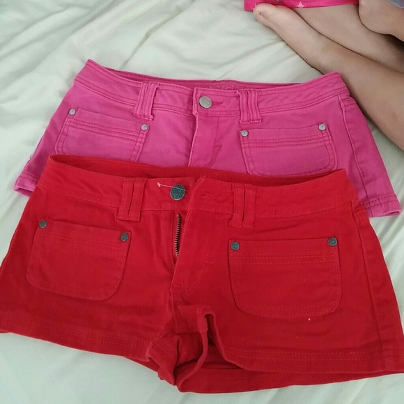 PRICE DROP ON SHORTS BUNDLE!! Set of shorts - Picture 1 of 2