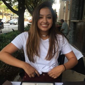 Meet your Posher, Angie