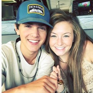 Meet your Posher, Mckenzie