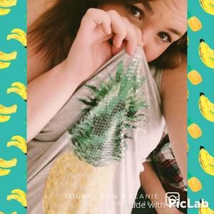 Meet your Posher, Vicki