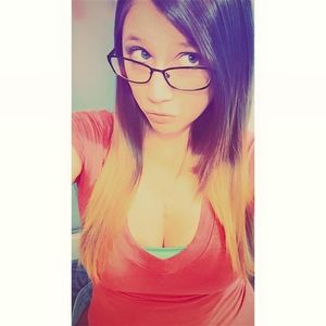 Meet your Posher, Lacey