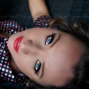 Meet your Posher, Rebecca