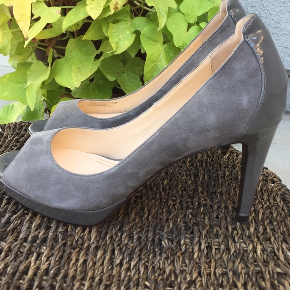 Stunning Cole Haan peep toe pumps