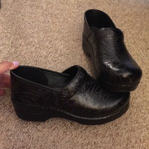 Women's dansko