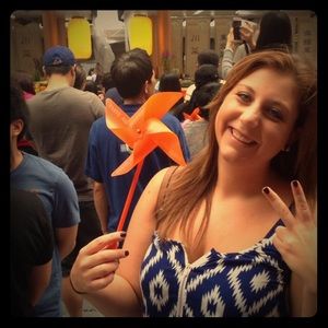 Meet Your Seller!✨