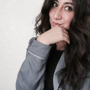 Meet your Posher, Ariana