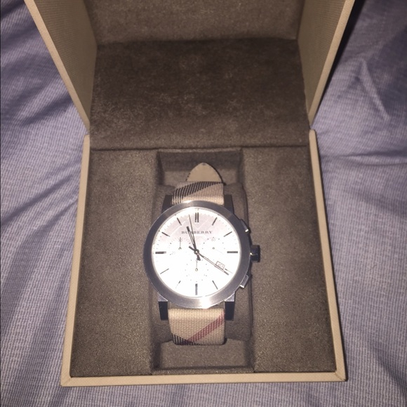 Burberry Accessories - Authentic burberry watch 🎉🎊🎉