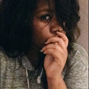 Meet your Posher, Molly