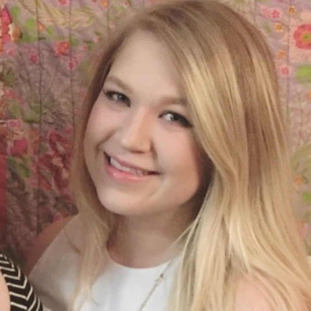 Meet your Posher, Claire