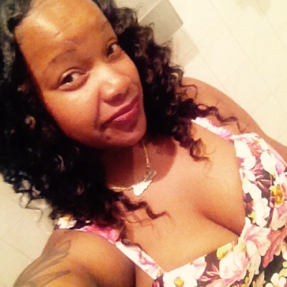 Meet your Posher, Monica