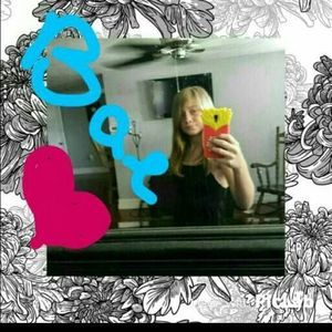 Meet your Posher, Leah