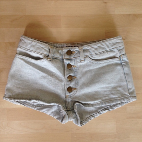 BNWOT American Apparel Front Button Demin Shorts