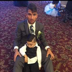 Meet your Posher, Ahmad