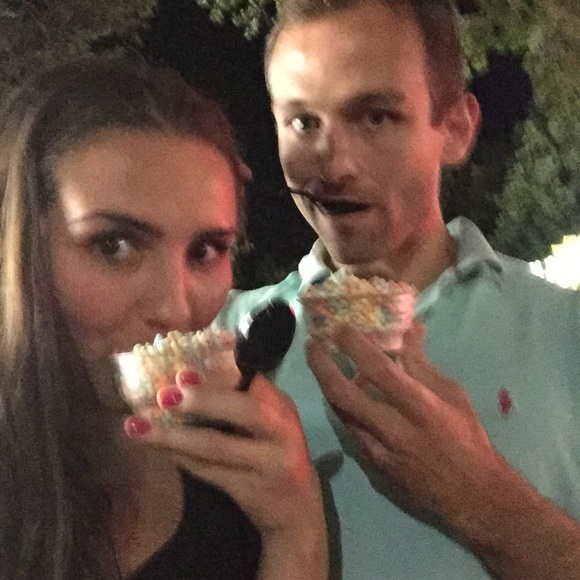 Meet your Posher, Cara - Picture 2 of 4