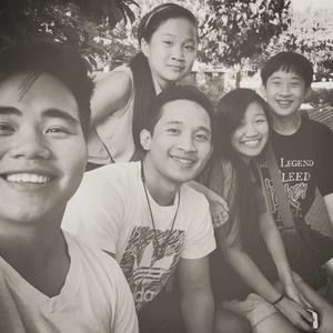 Meet your Posher, Pha