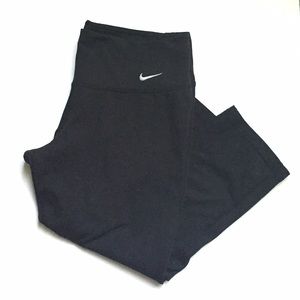 🚫 S O L D 🚫 Nike dri fit spandex crop pants