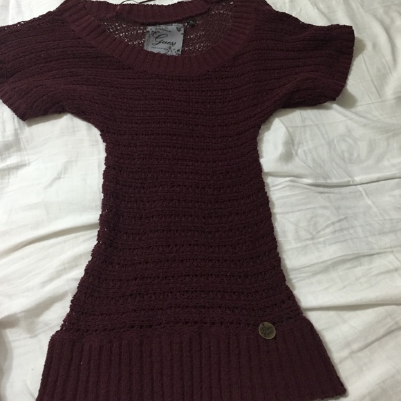Guess top