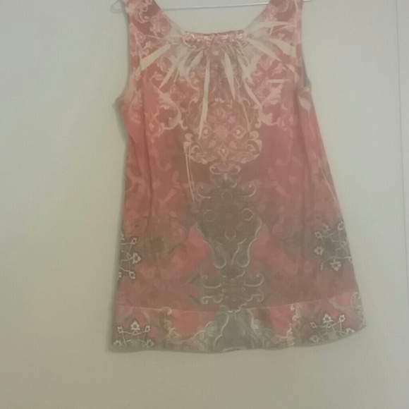 Patterned orange shirt - Picture 3 of 3