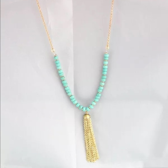 ๐BEAUTIFUL Turquoise & Tassel Necklace๐ - Picture 3 of 4